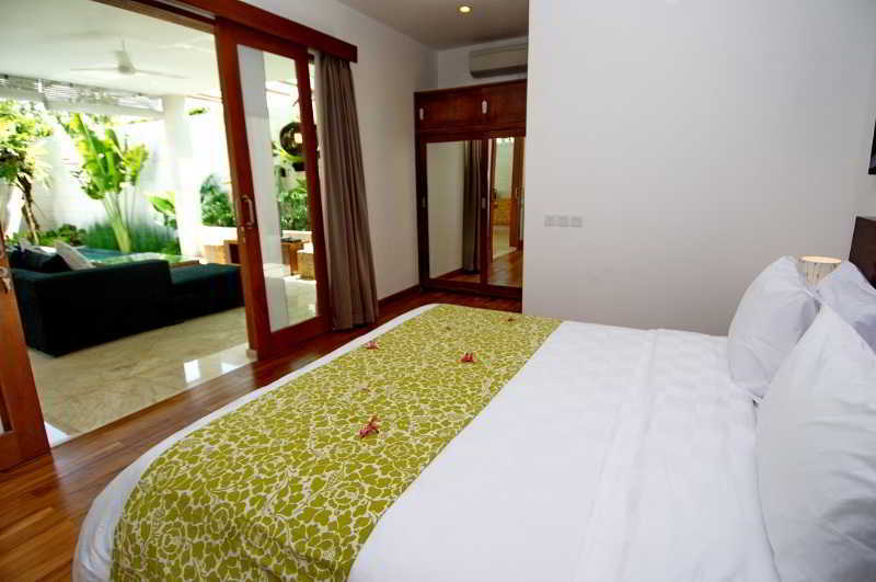 Villa Lumut 3 Bedrooms Central Seminyak Exterior foto